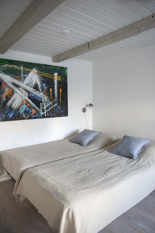 Mullbaersgardens Bed And Breakfast Visby Oda fotoğraf